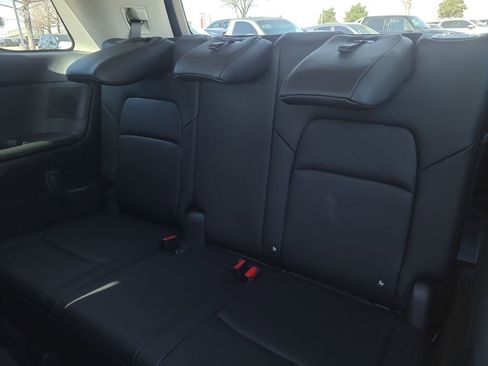 New 2026 Nissan Pathfinder Platinum image 10