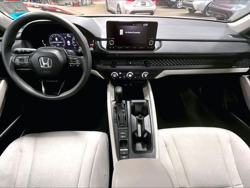 Used 2025 Honda Accord LX image 14