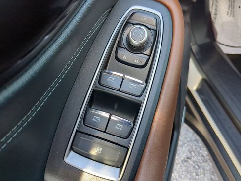 Used 2020 Subaru Outback Touring XT image 18