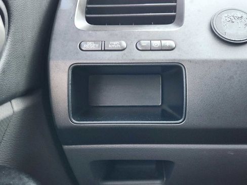 Used 2010 Honda Civic LX image 22