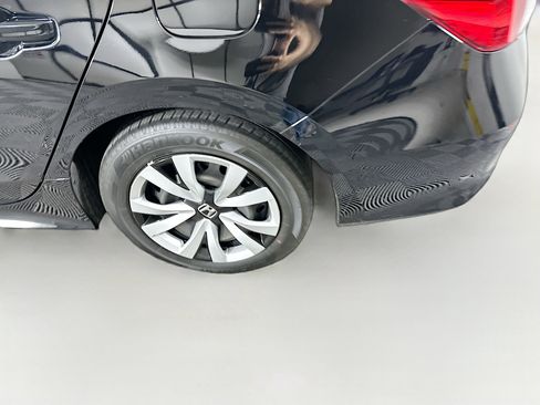 Used 2024 Honda Civic LX image 11