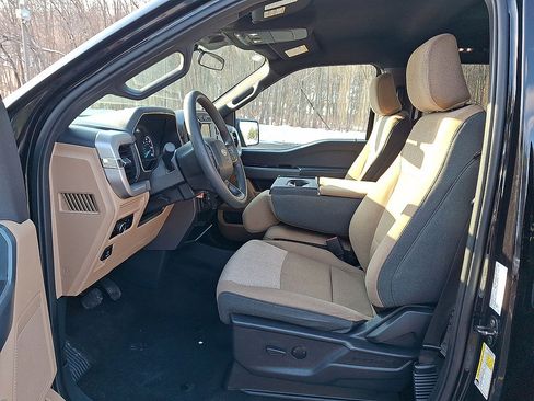 Used 2023 Ford F150 XLT AWD/4WD image 14