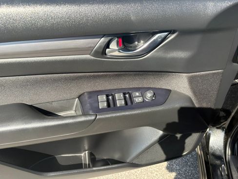 Used 2020 MAZDA CX-5 Sport AWD/4WD image 16