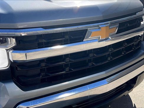 Used 2023 Chevrolet Silverado 1500 LT image 32