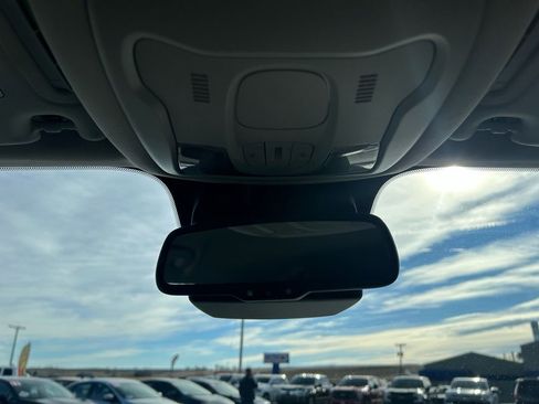 Used 2020 Jeep Renegade Trailhawk w/ Cold Weather Group image 20