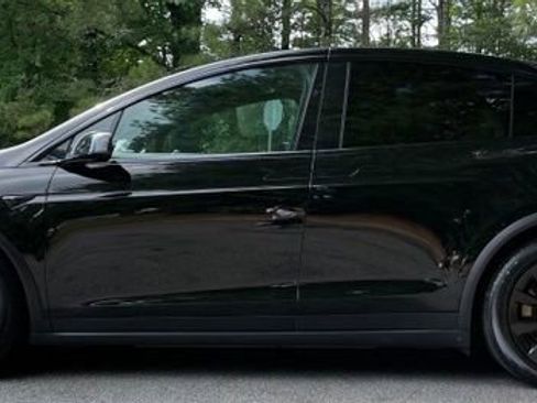 Used 2022 Tesla Model X AWD/4WD image 4