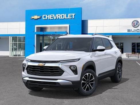 New 2026 Chevrolet TrailBlazer LT w/ Convenience Package AWD/4WD image 32
