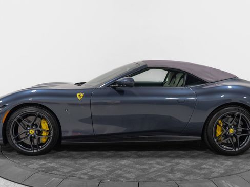 Used 2025 Ferrari Roma Spider image 13