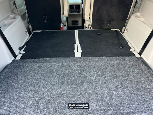 Used 2021 Volkswagen Atlas SE image 16