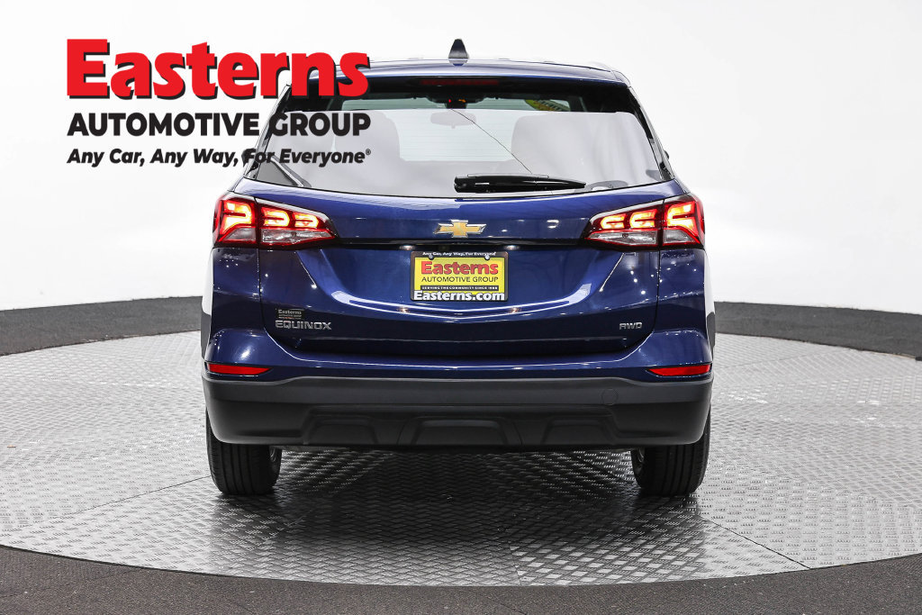 Used 2022 Chevrolet Equinox LS w/ LS Convenience Package AWD/4WD image 7