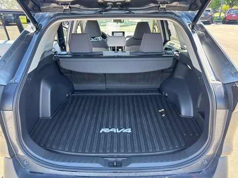 Used 2023 Toyota RAV4 XLE w/ Convenience Package AWD/4WD image 12