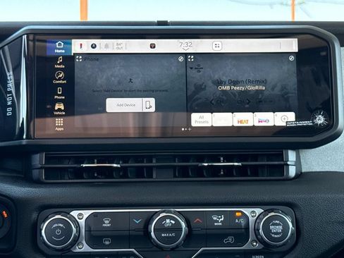 New 2026 Jeep Gladiator Sport AWD/4WD image 19