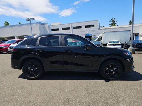Used 2024 Honda HR-V Sport image 8