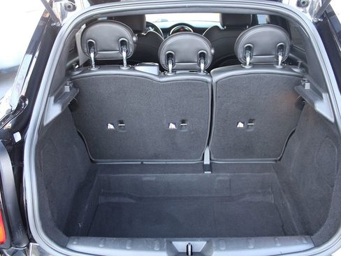 Used 2017 MINI Cooper S image 29