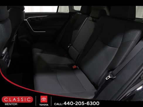 Certified 2025 Toyota RAV4 LE AWD/4WD image 19