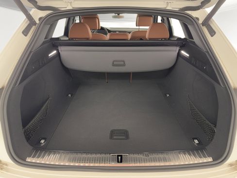 Used 2021 Audi e-tron Premium w/ Convenience Plus Package image 13