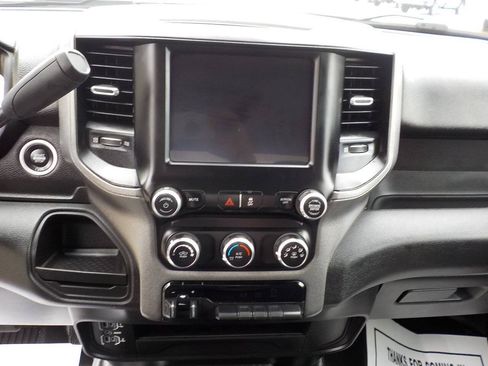 Used 2023 RAM 2500 Tradesman w/ Chrome Appearance Group AWD/4WD image 16