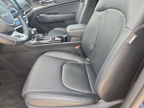 Used 2024 Kia Sportage EX image 15