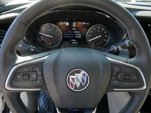 Used 2022 Buick Envision Avenir w/ Technology Package II AWD/4WD image 25