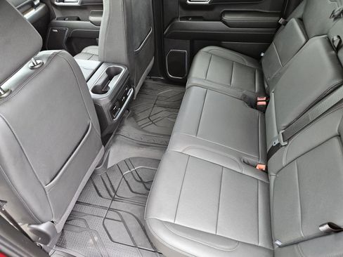 Certified 2025 Chevrolet Silverado 1500 RST w/ Convenience Package II AWD/4WD image 33