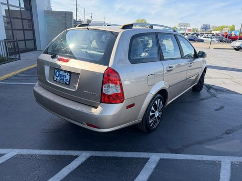 Used 2006 Suzuki Forenza Wagon FWD image 7