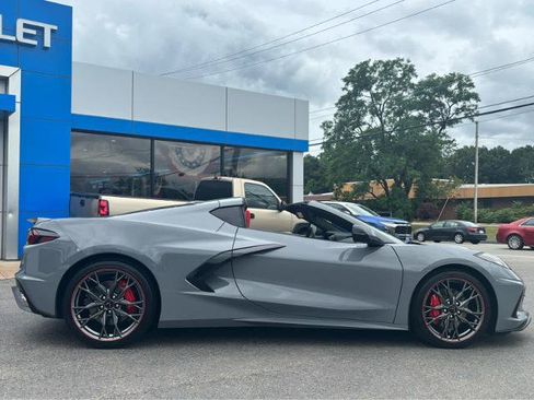 Used 2024 Chevrolet Corvette Stingray Coupe w/ 1LT RWD image 28