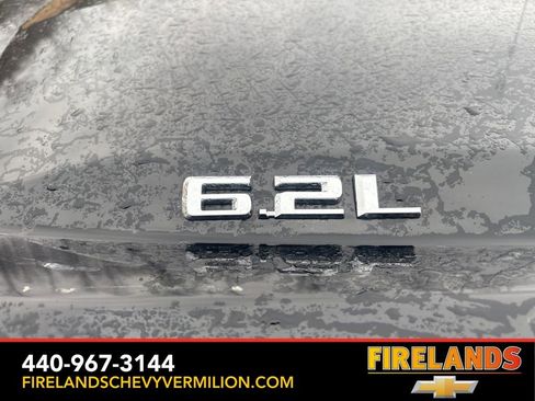 Used 2019 Chevrolet Silverado 1500 High Country w/ Technology Package image 10