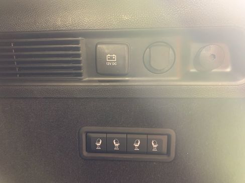 Used 2022 Jeep Grand Wagoneer Series III image 37