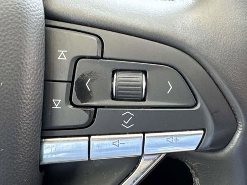 Used 2024 Cadillac XT6 Luxury AWD/4WD image 29