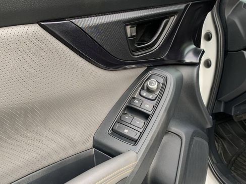 Used 2022 Subaru Crosstrek 2.5i Sport w/ Moonroof Package image 16