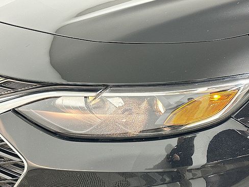 Used 2023 Chevrolet Malibu LT image 30