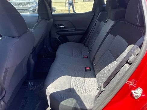 Used 2025 Nissan Kicks SV FWD image 23