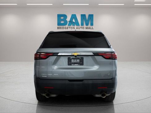 Used 2023 Chevrolet Traverse LT AWD/4WD image 6