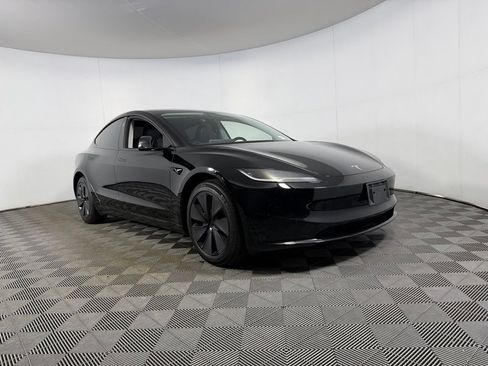 Used 2025 Tesla Model 3 Long Range RWD image 4