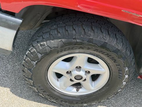Used 1999 Dodge Ram 1500 Truck 2WD Regular Cab image 25