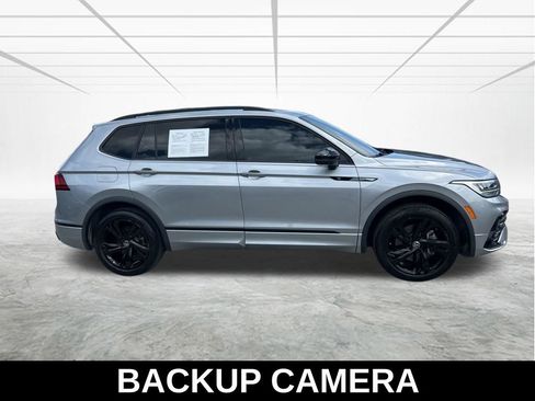 Used 2023 Volkswagen Tiguan SE R-Line FWD image 4