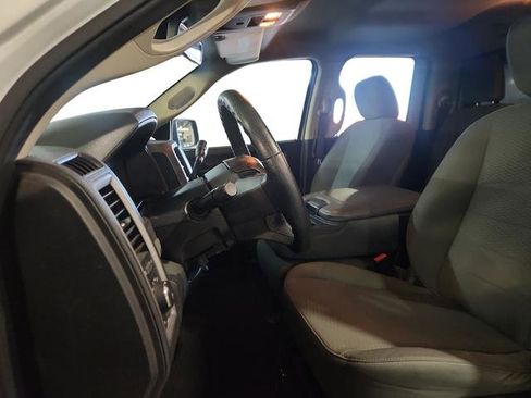 Used 2014 RAM 1500 Express image 8