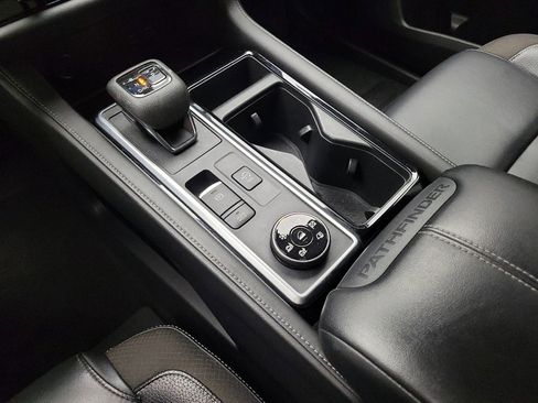 Used 2022 Nissan Pathfinder SL w/ SL Premium Package AWD/4WD image 26