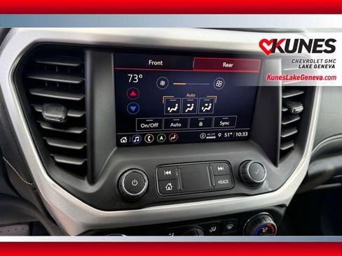 Used 2023 GMC Acadia SLT image 46