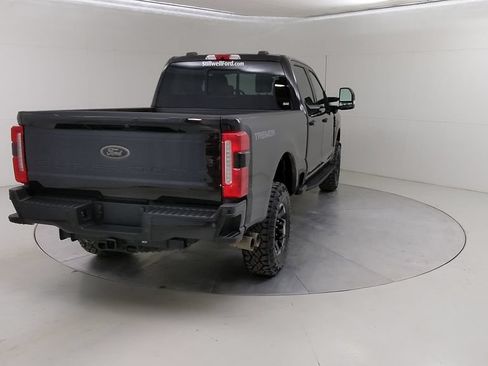 Certified 2026 Ford F350 Lariat w/ Tremor Off-Road Package AWD/4WD image 15