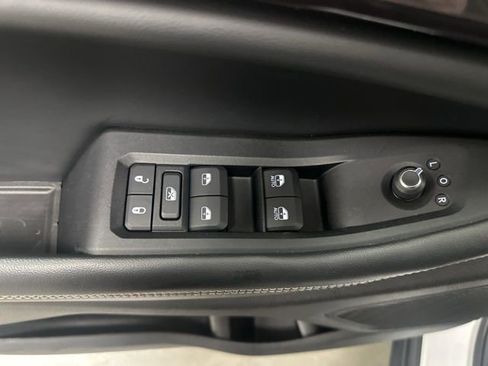 Used 2023 Jeep Grand Cherokee L Laredo AWD/4WD image 10