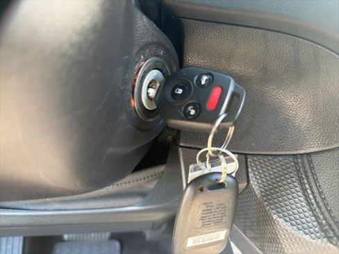 Used 2023 Subaru Forester Base image 25