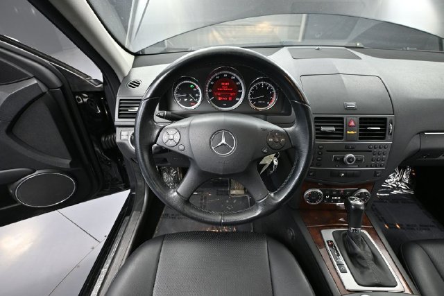 Used 2011 Mercedes-Benz C 300 4MATIC Sedan image 19