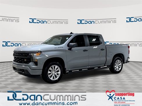 Used 2024 Chevrolet Silverado 1500 Custom image 1