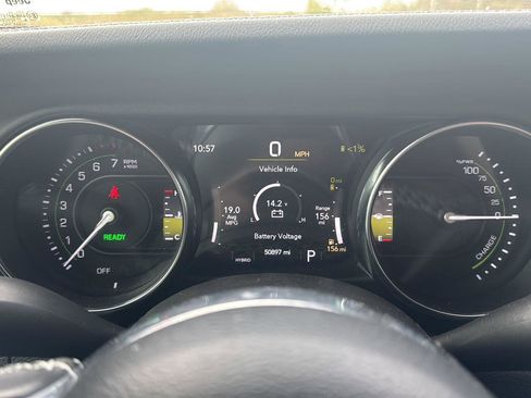 Used 2023 Jeep Wrangler Sahara w/ Cold Weather Group AWD/4WD image 14