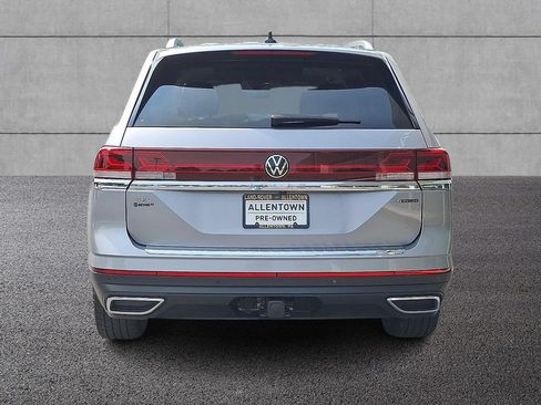 Used 2024 Volkswagen Atlas SEL AWD/4WD image 5
