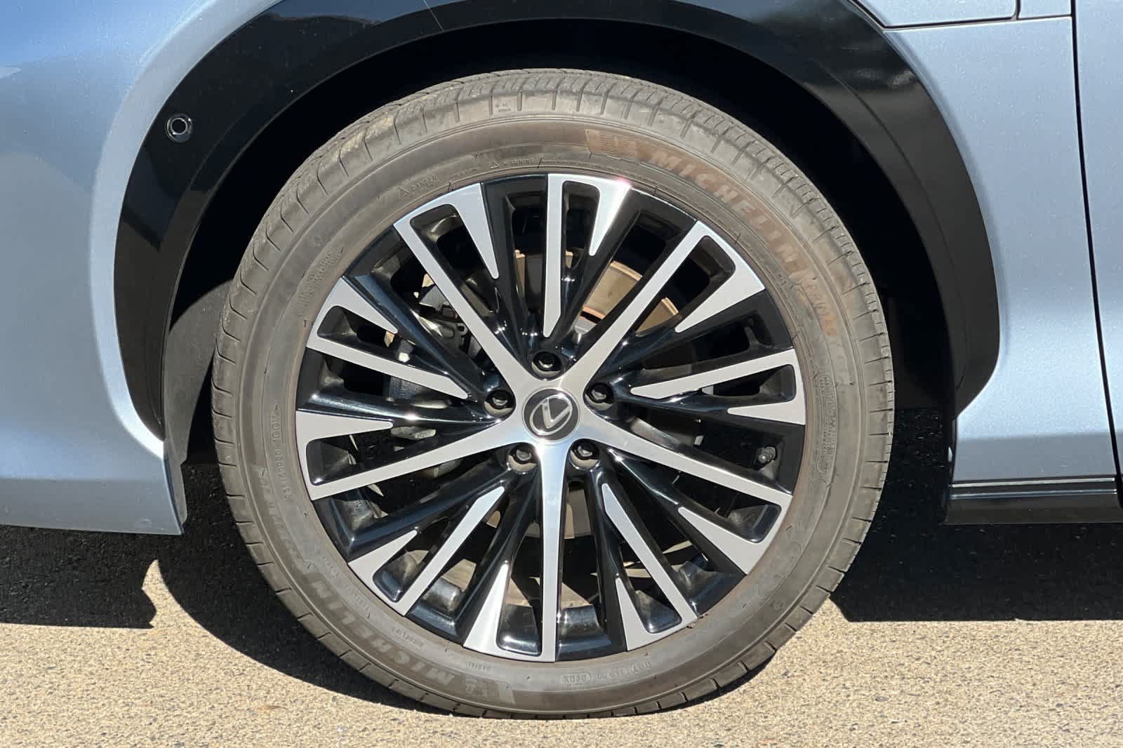 Used 2023 Lexus RZ 450e Premium w/ Cold Area Package AWD/4WD image 13