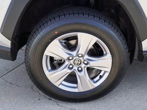 Certified 2025 Toyota RAV4 XLE AWD/4WD image 11