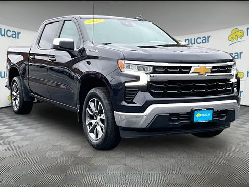 Used 2022 Chevrolet Silverado 1500 LT image 1