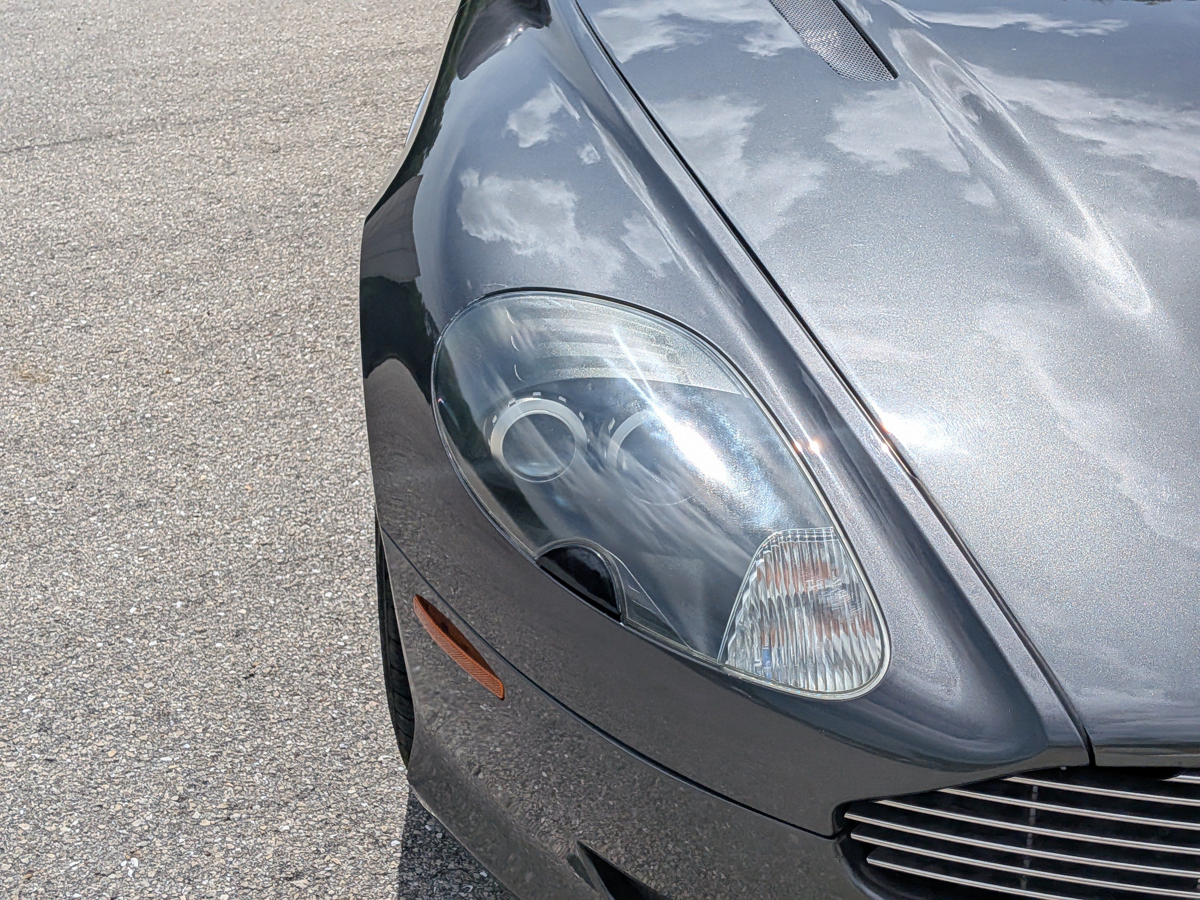 Used 2005 Aston Martin DB9 Coupe RWD image 10